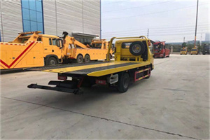 沾益非事故拖车